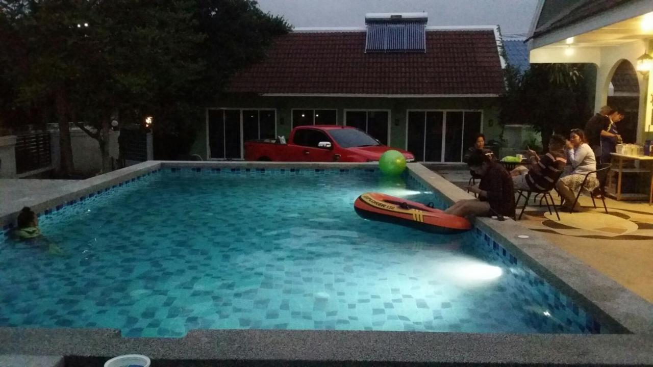Solar Ville House Chiangmai شيانغ ماي الغرفة الصورة