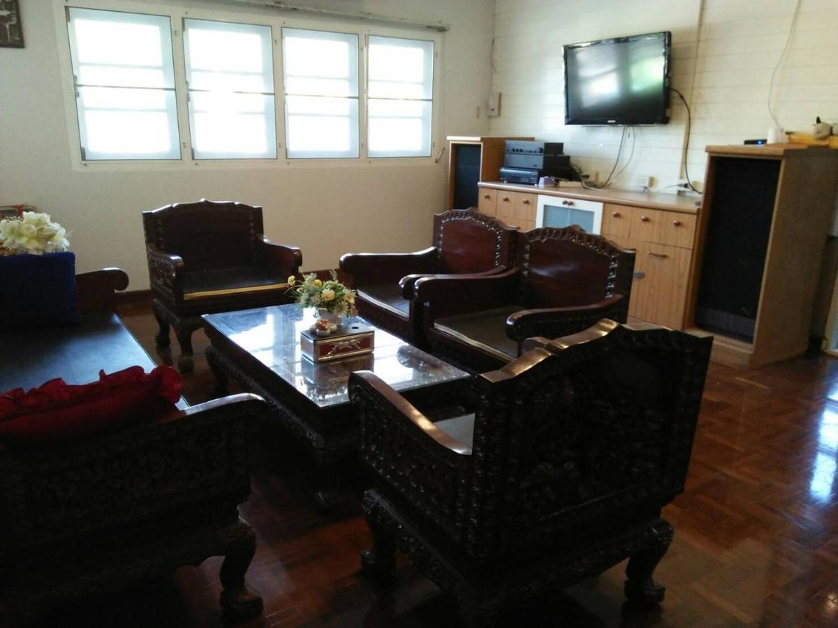Solar Ville House Chiangmai شيانغ ماي الغرفة الصورة